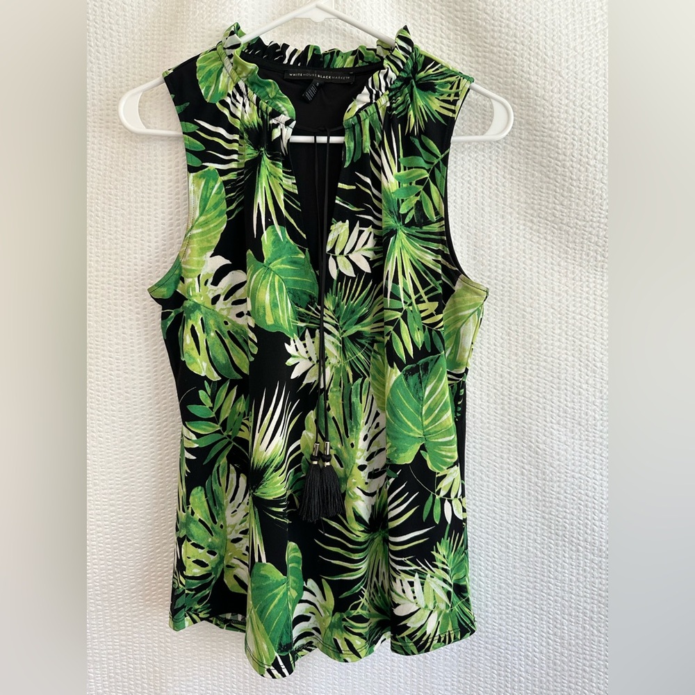 WHITE HOUSE BLACK MARKET Black Green Tropical Floral Sleeveless Blouse Small